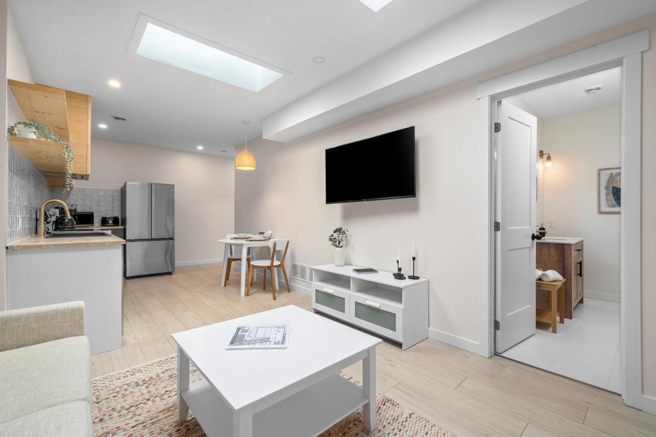 Апартаменты The Olympia: Front Street Flats Бельвиль Экстерьер фото